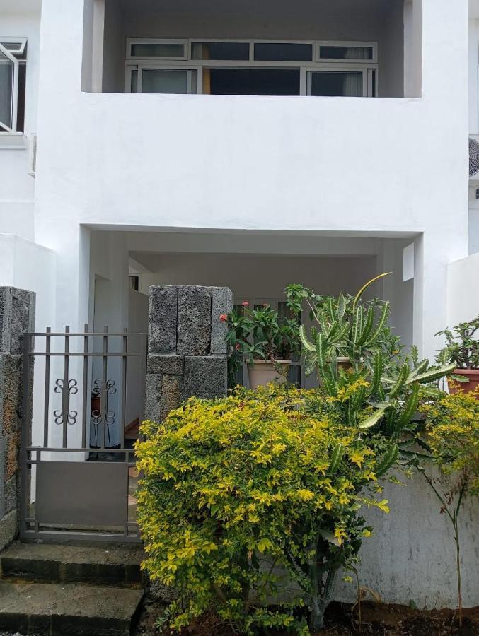 Chetty Tourist Residence Pereybere Beach Buitenkant foto